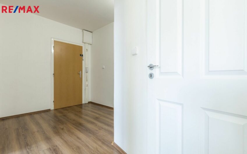 Prodej bytu 4+kk 93.5 m² Praha 10