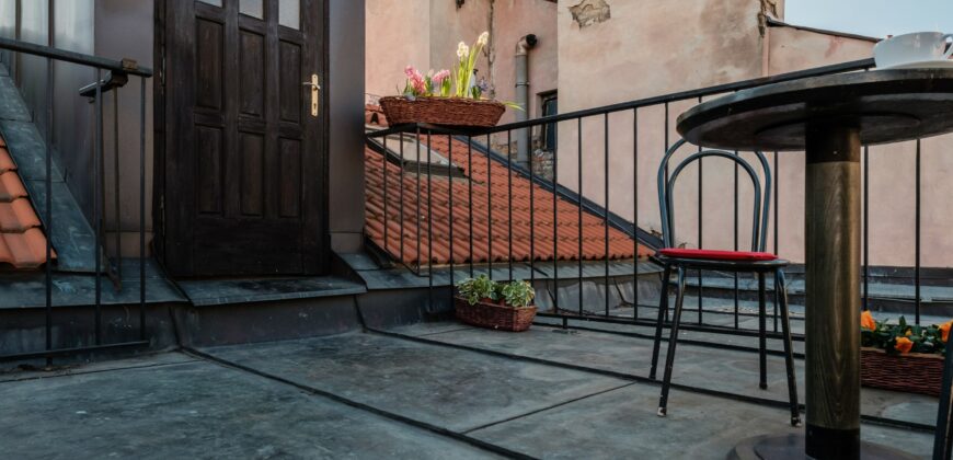 Pronájem mezonetového bytu 4+1 164m2 na Vinohradech